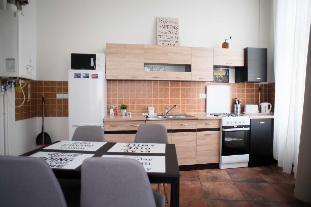 Castle Trees Apartment ブダペスト エクステリア 写真